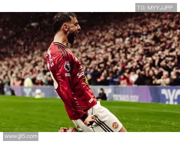 B费谈C罗被罚下：这是足球里会产生的事，他知道自己犯了过错